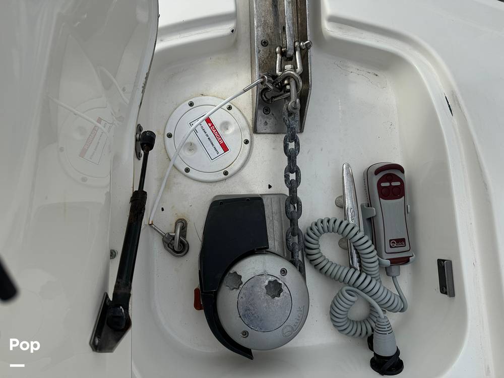 Slide: The Image of Sea Ray 320 SUNDANCER OB 2021 - 14961608