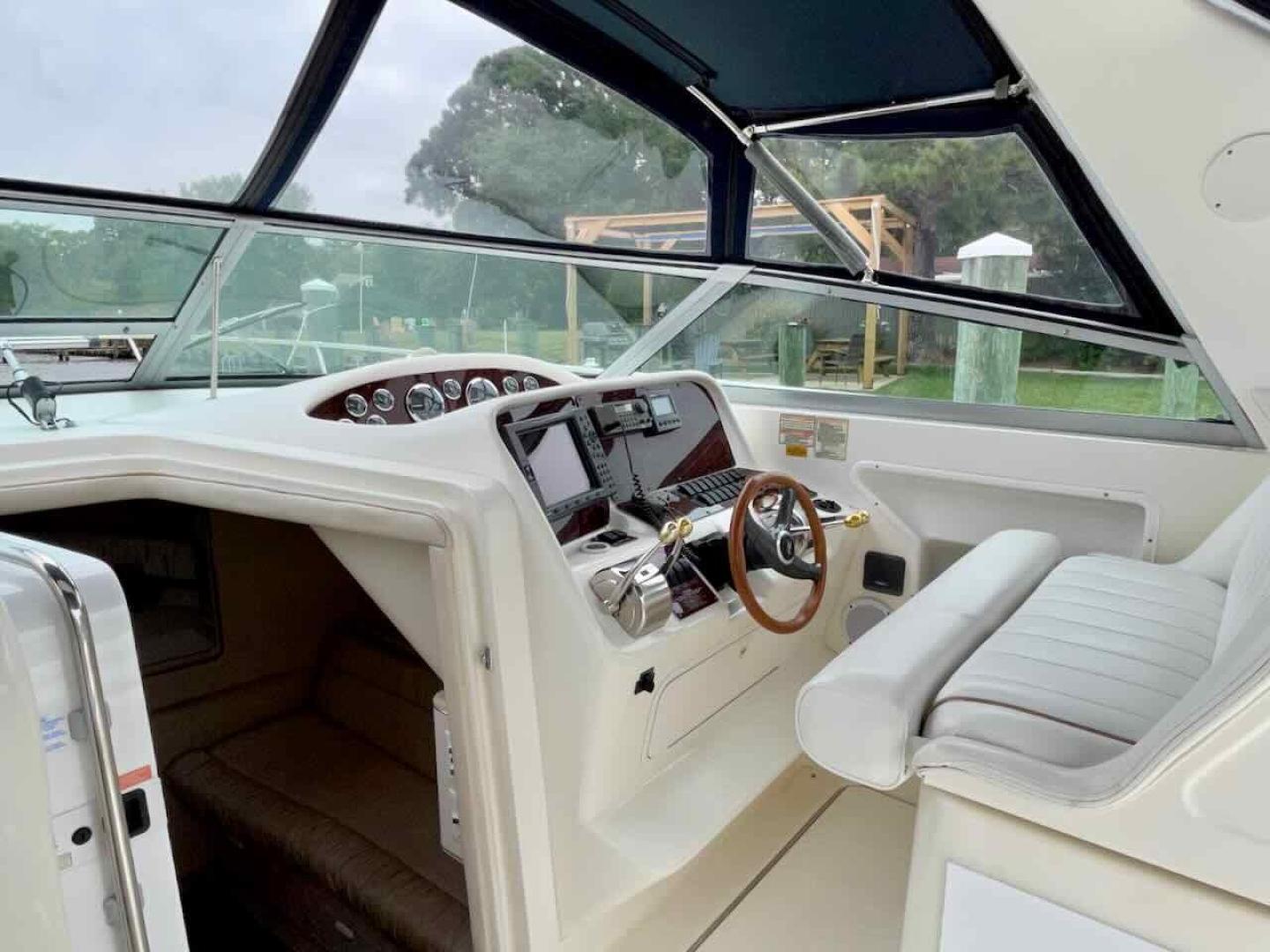 Slide: The Image of Sea Ray 330 Amberjack 1998 - 3466376