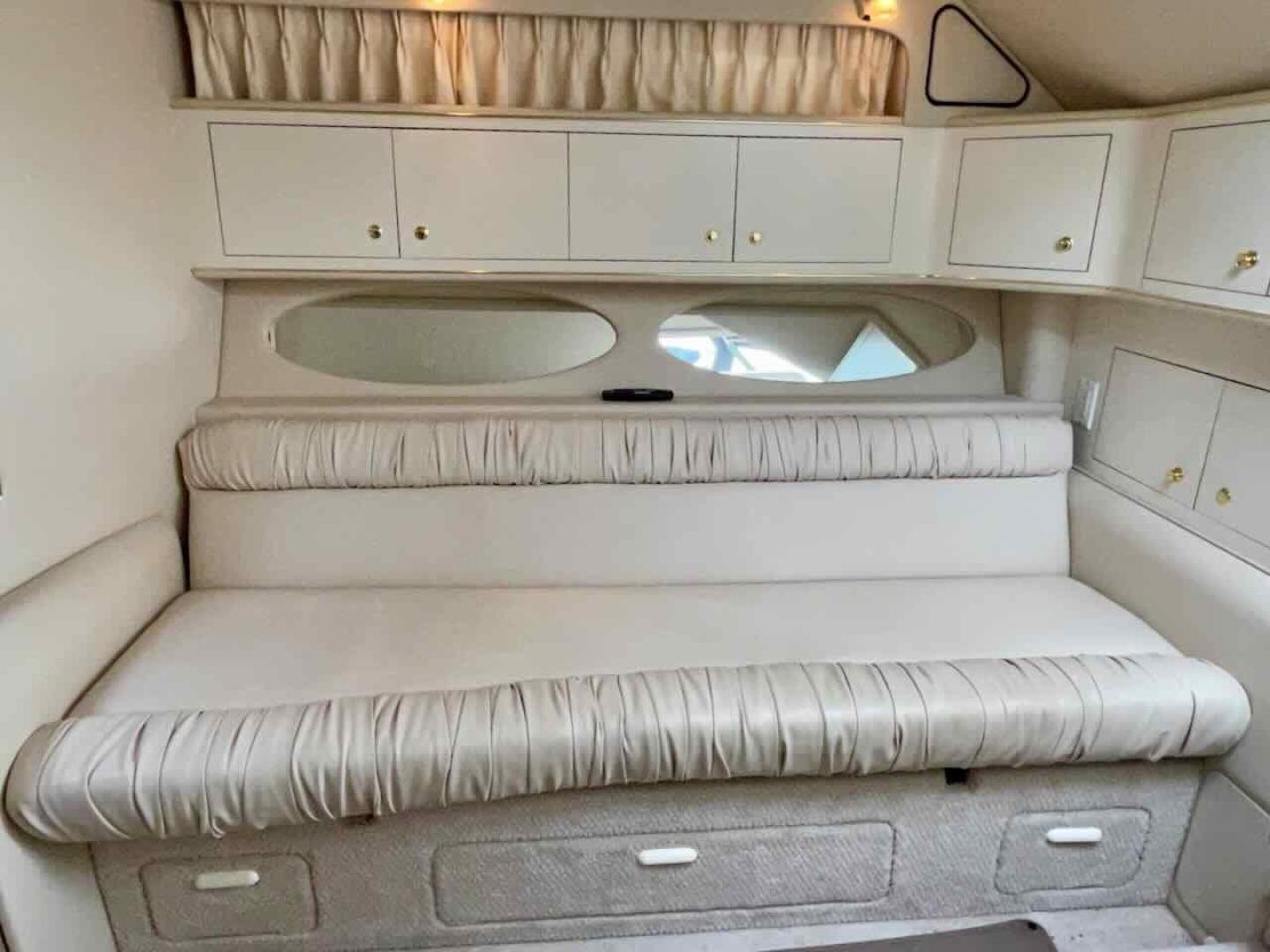 Slide: The Image of Sea Ray 330 Amberjack 1998 - 3466385