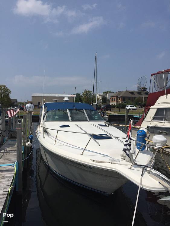 Slide: The Image of Sea Ray 330 Express Cruiser 1992 - 15756708
