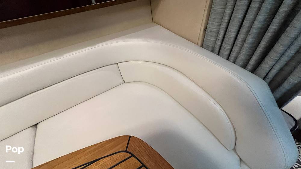 Slide: The Image of Sea Ray 330 Sundancer 1995 - 108