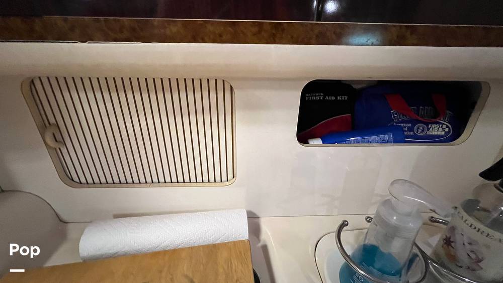 Slide: The Image of Sea Ray 330 Sundancer 1995 - 112