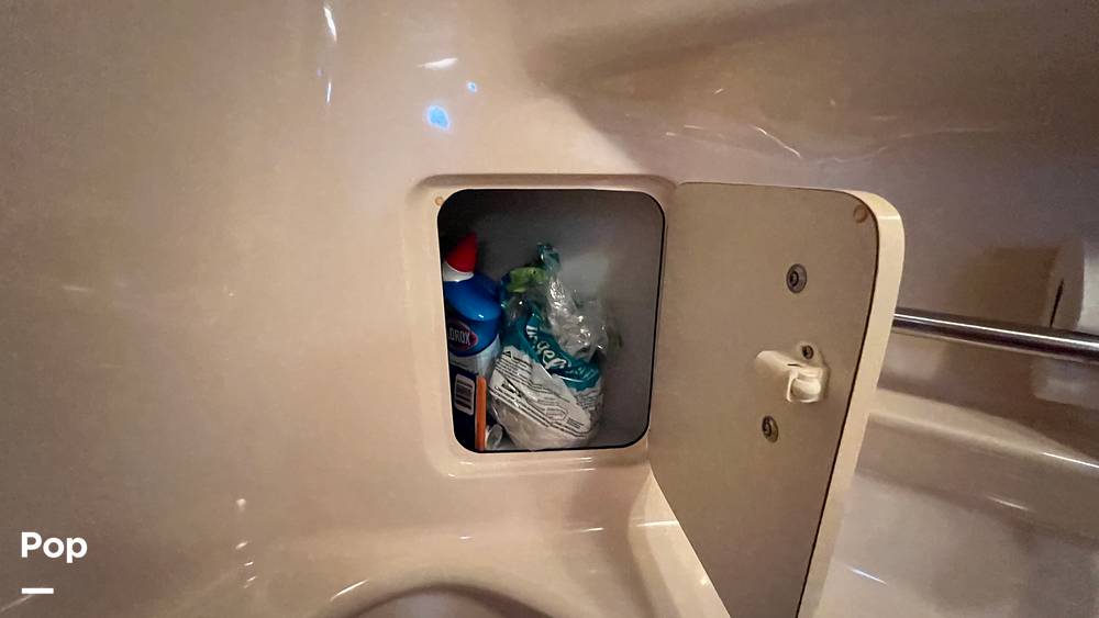 Slide: The Image of Sea Ray 330 Sundancer 1995 - 132