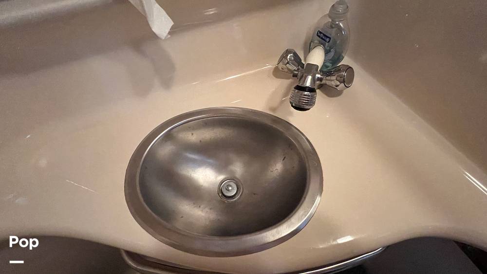 Slide: The Image of Sea Ray 330 Sundancer 1995 - 134