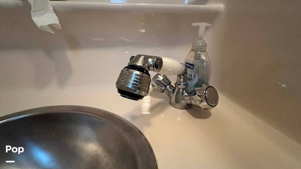 Slide: The Image of Sea Ray 330 Sundancer 1995 - 138