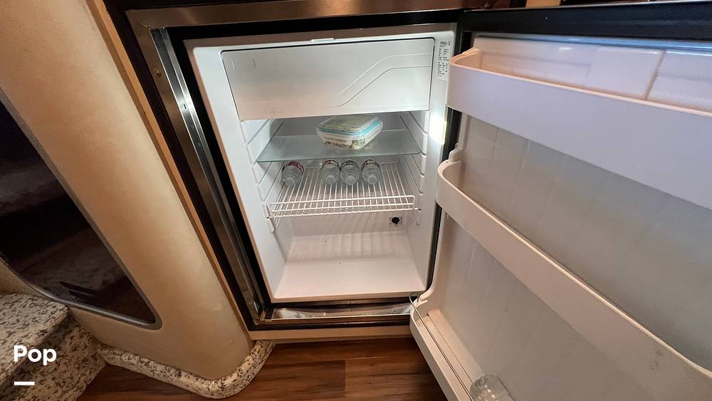 Slide: The Image of Sea Ray 330 Sundancer 1995 - 140