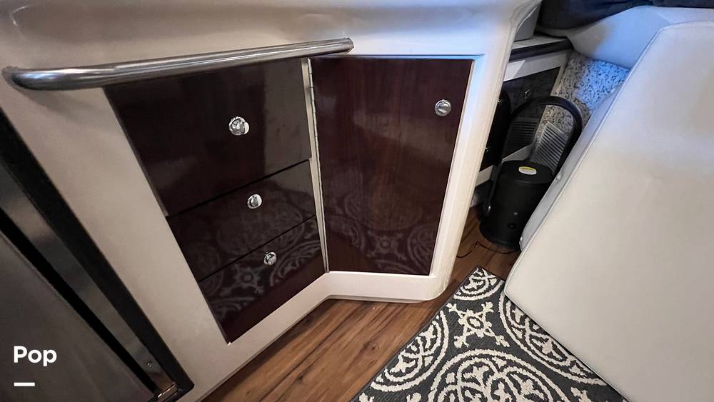 Slide: The Image of Sea Ray 330 Sundancer 1995 - 141