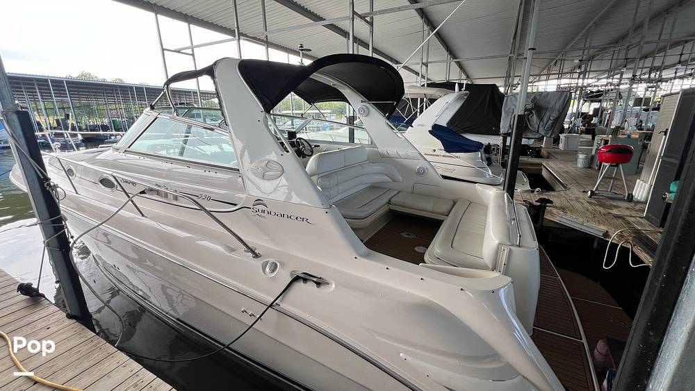 Slide: The Image of Sea Ray 330 Sundancer 1995 - 15