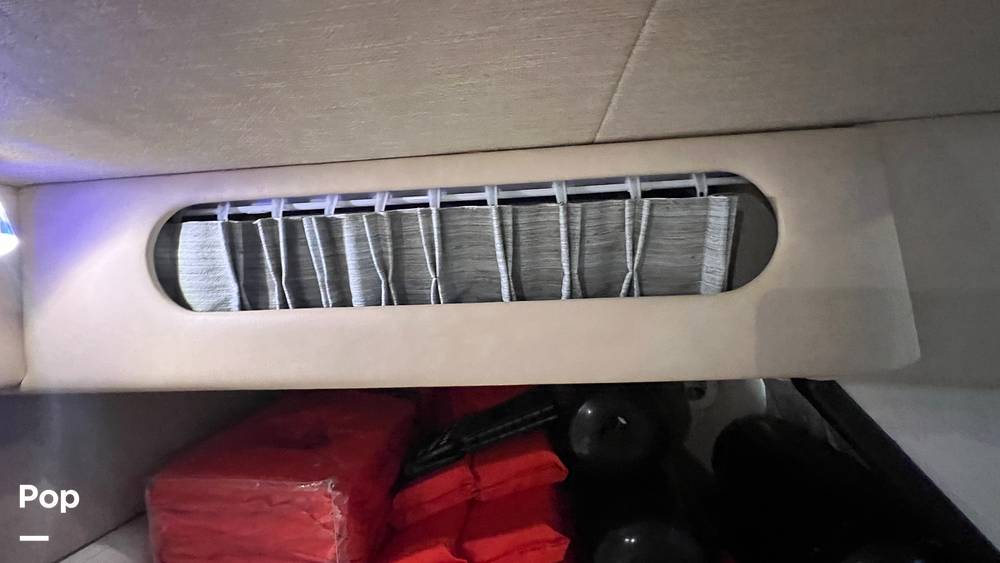 Slide: The Image of Sea Ray 330 Sundancer 1995 - 150