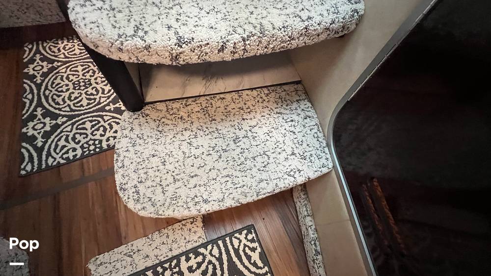 Slide: The Image of Sea Ray 330 Sundancer 1995 - 154