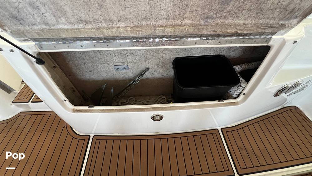 Slide: The Image of Sea Ray 330 Sundancer 1995 - 162