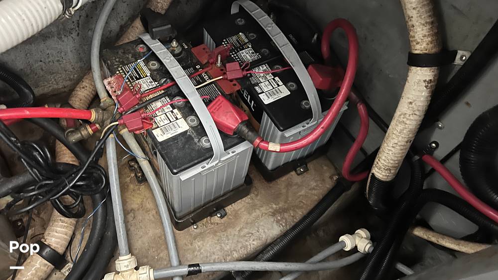 Slide: The Image of Sea Ray 330 Sundancer 1995 - 174