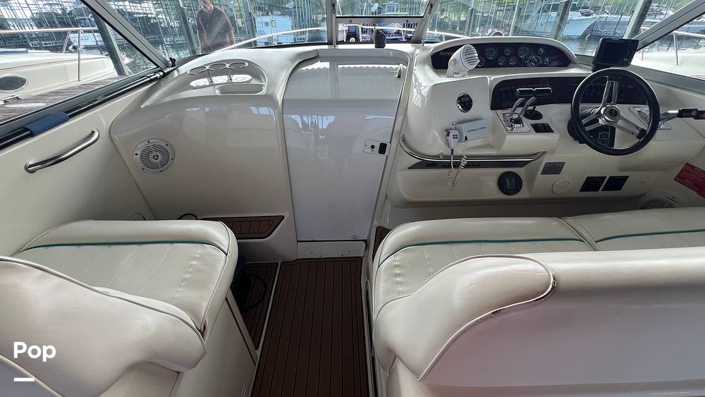 Slide: The Image of Sea Ray 330 Sundancer 1995 - 2