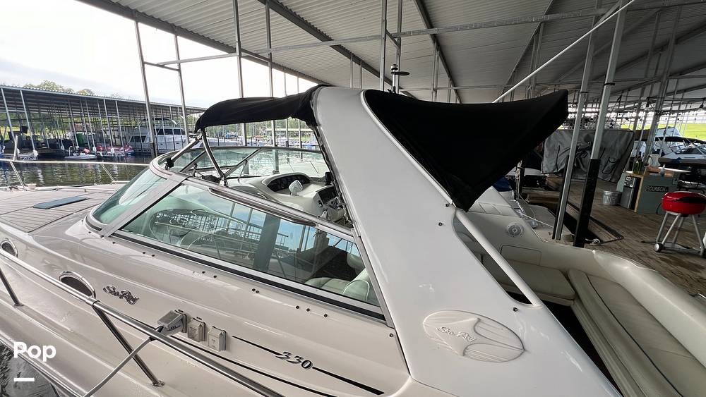 Slide: The Image of Sea Ray 330 Sundancer 1995 - 21