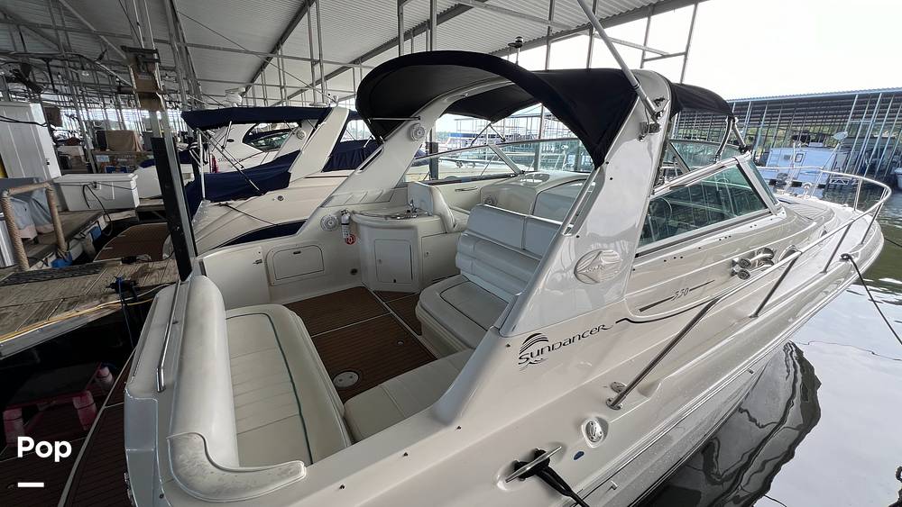 Slide: The Image of Sea Ray 330 Sundancer 1995 - 23