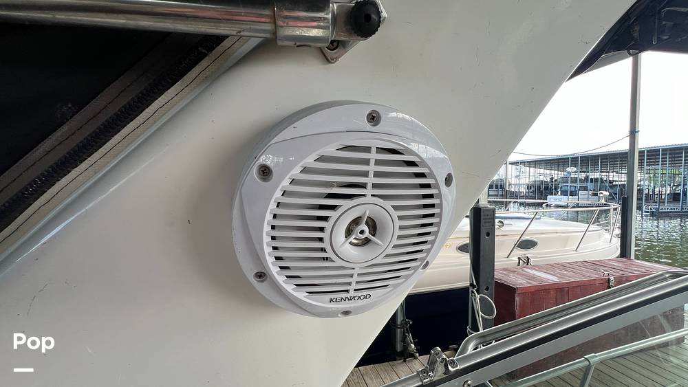 Slide: The Image of Sea Ray 330 Sundancer 1995 - 45