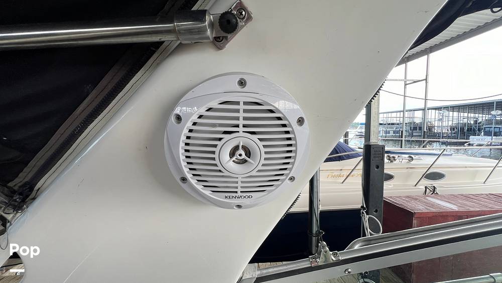 Slide: The Image of Sea Ray 330 Sundancer 1995 - 47