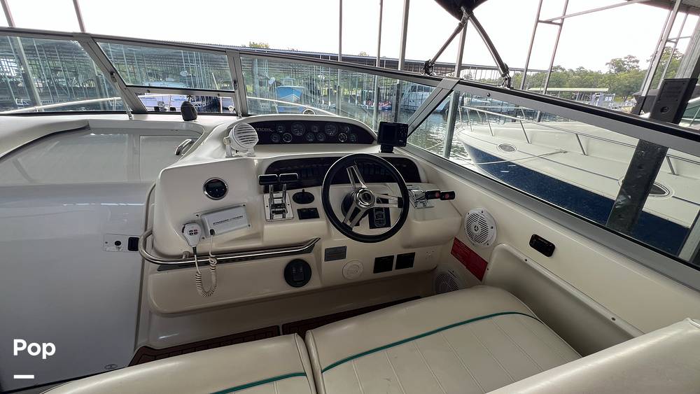 Slide: The Image of Sea Ray 330 Sundancer 1995 - 5