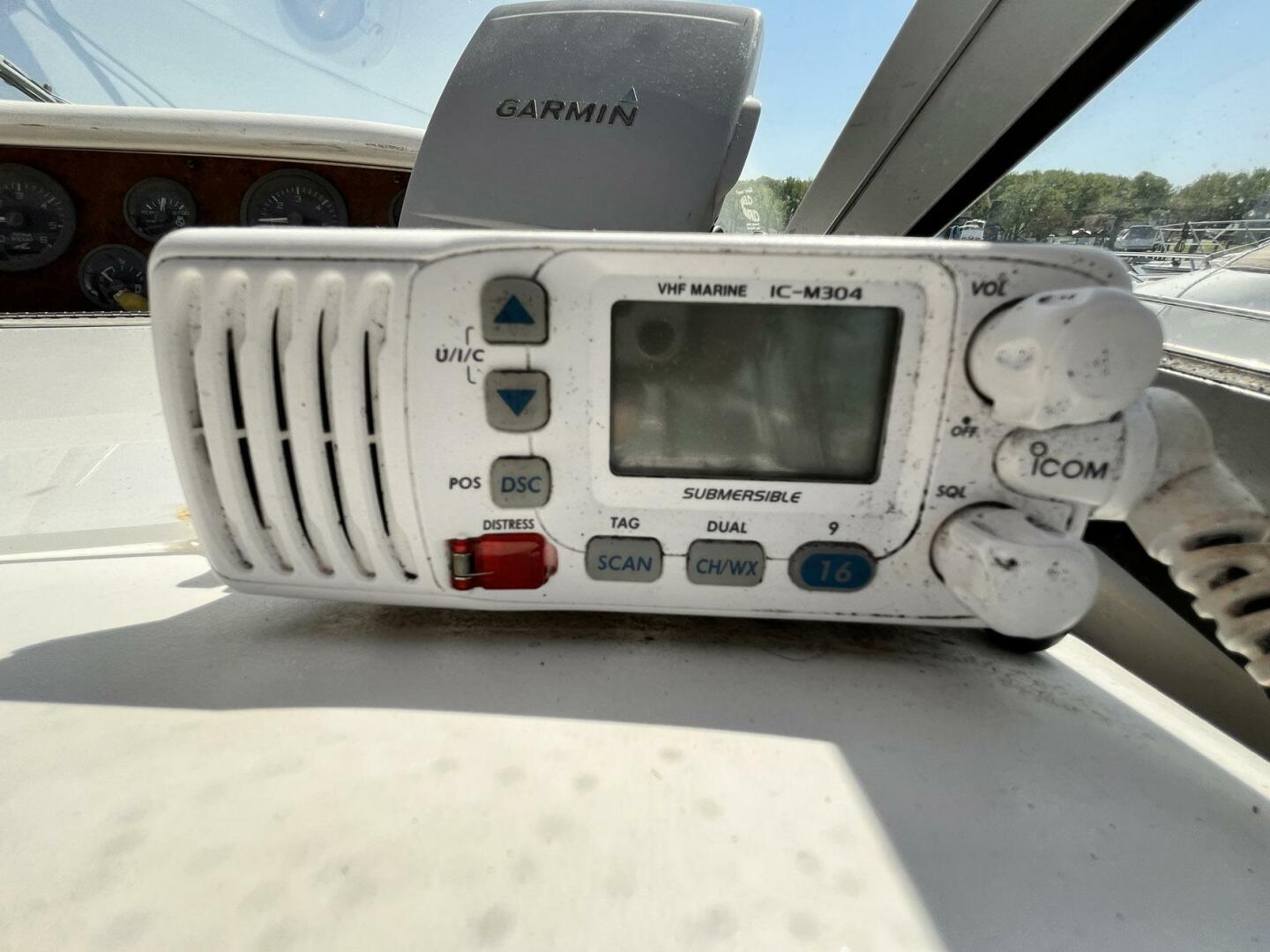 Slide: The Image of Sea Ray 330 Sundancer 1995 - 5333205