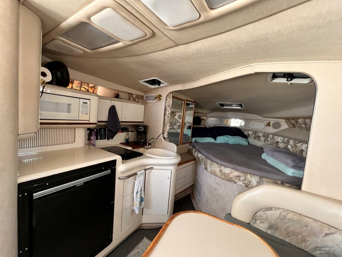 Slide: The Image of Sea Ray 330 Sundancer 1995 - 5333208