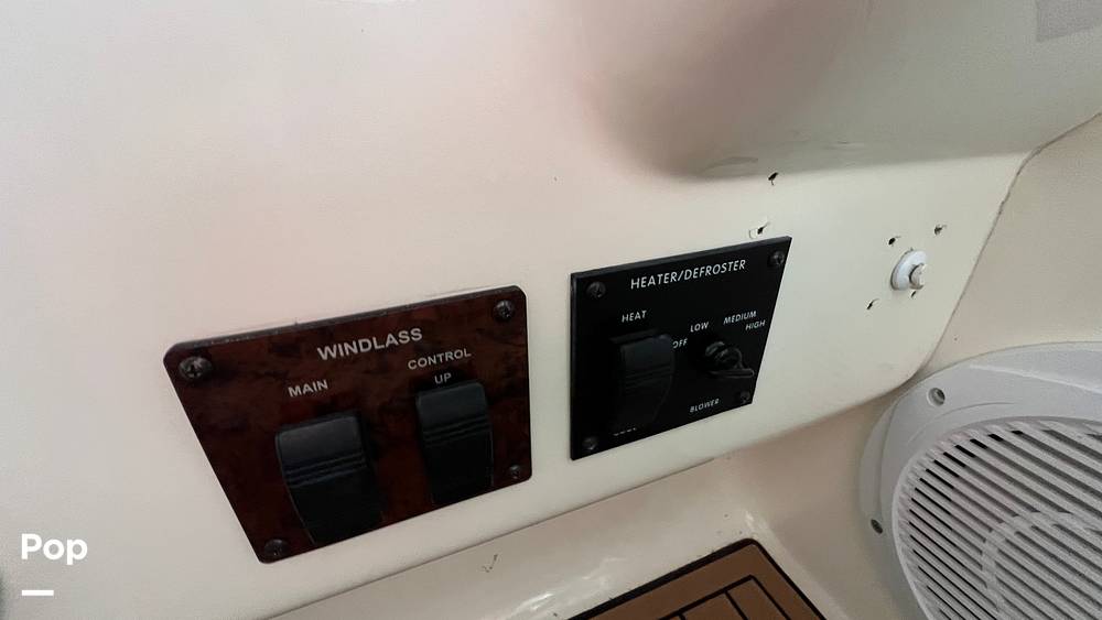 Slide: The Image of Sea Ray 330 Sundancer 1995 - 67