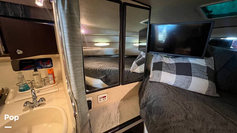 Slide: The Image of Sea Ray 330 Sundancer 1995 - 84