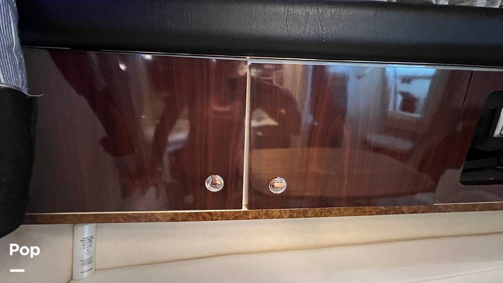 Slide: The Image of Sea Ray 330 Sundancer 1995 - 99