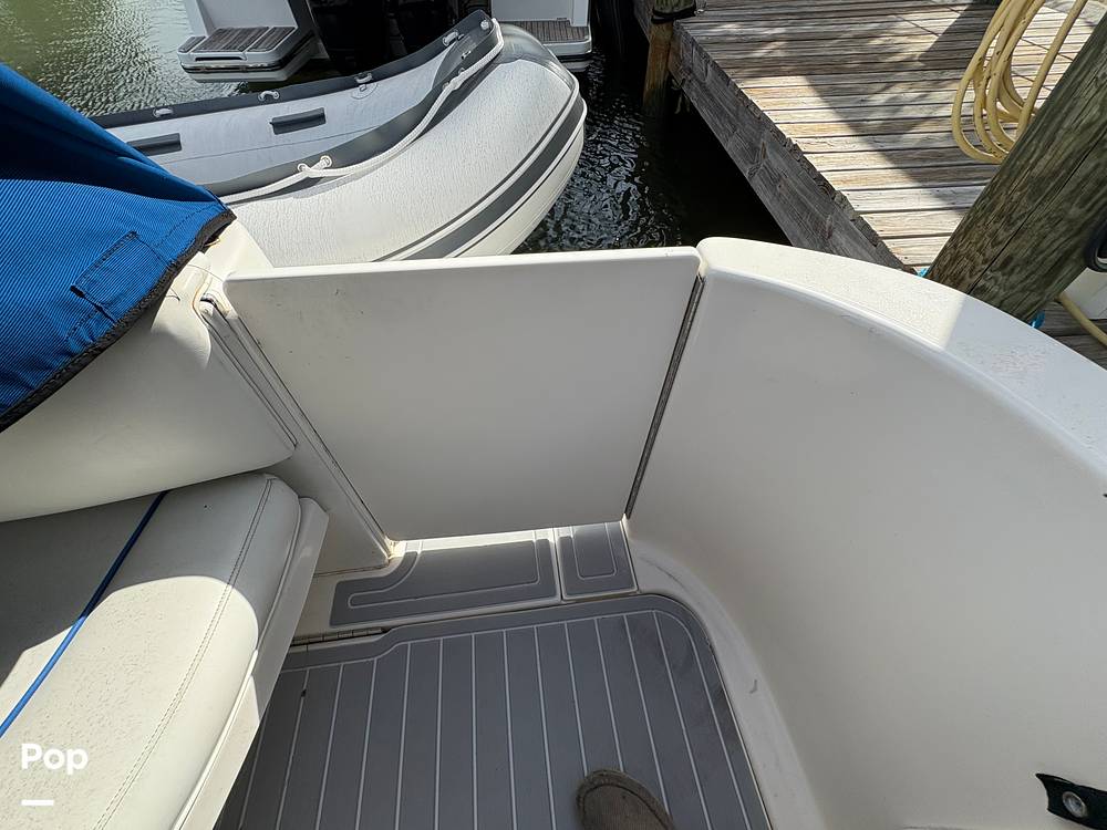 Slide: The Image of Sea Ray 330 Sundancer 1996 - 14867937
