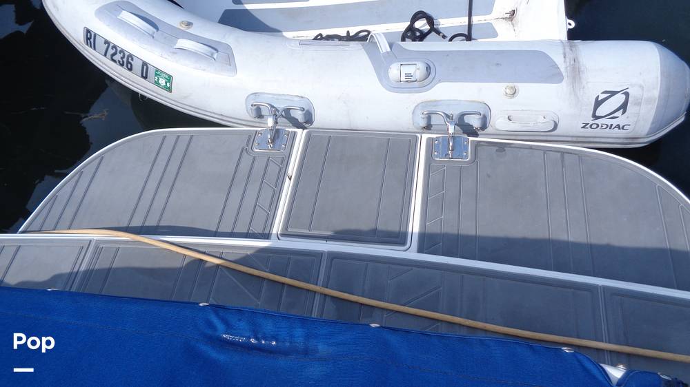 Slide: The Image of Sea Ray 330 Sundancer 1997 - 14717640