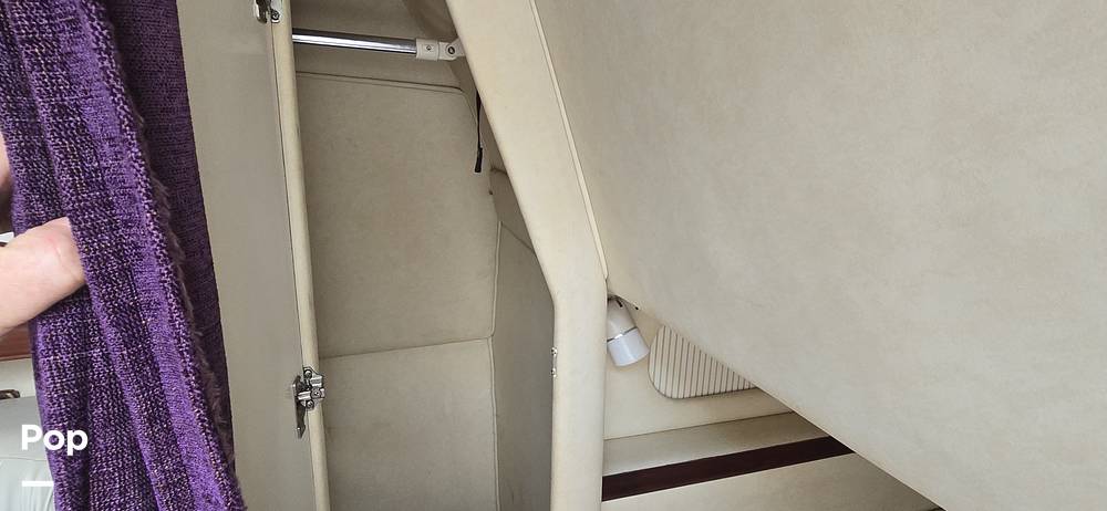 Slide: The Image of Sea Ray 330 Sundancer 1997 - 105