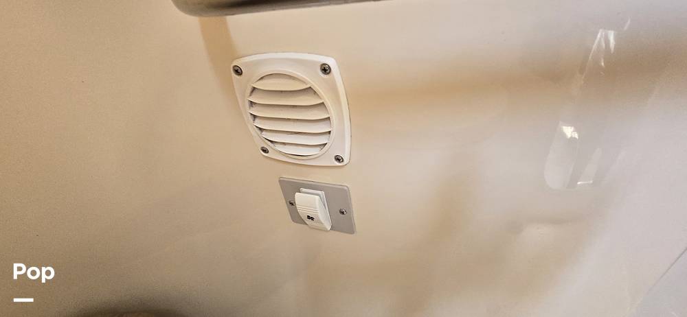 Slide: The Image of Sea Ray 330 Sundancer 1997 - 122