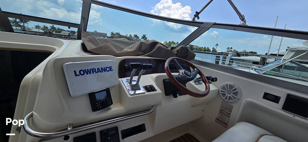 Slide: The Image of Sea Ray 330 Sundancer 1997 - 128
