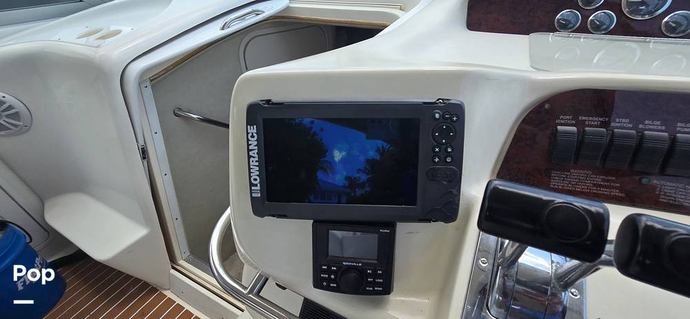 Slide: The Image of Sea Ray 330 Sundancer 1997 - 133