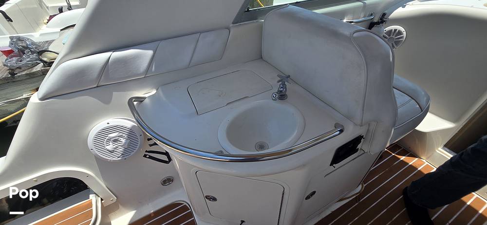 Slide: The Image of Sea Ray 330 Sundancer 1997 - 157