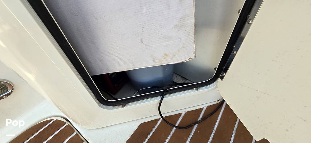Slide: The Image of Sea Ray 330 Sundancer 1997 - 161