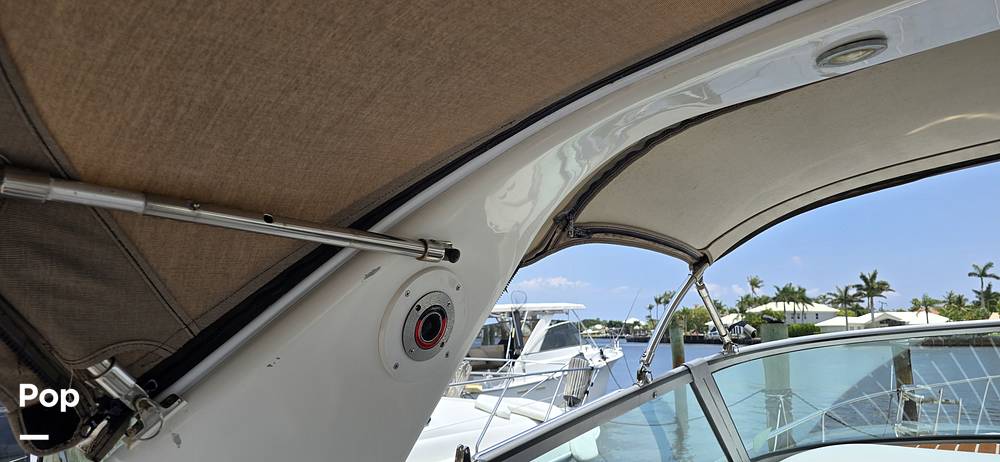 Slide: The Image of Sea Ray 330 Sundancer 1997 - 220