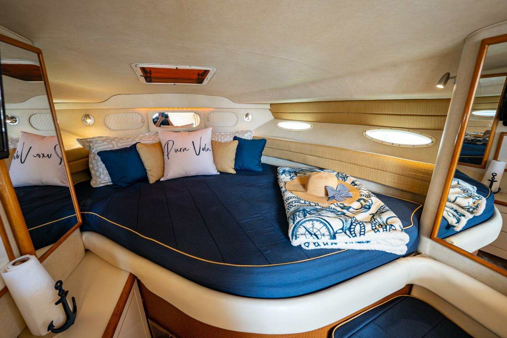 Slide: The Image of Sea Ray 330 Sundancer 1997 - 5301348