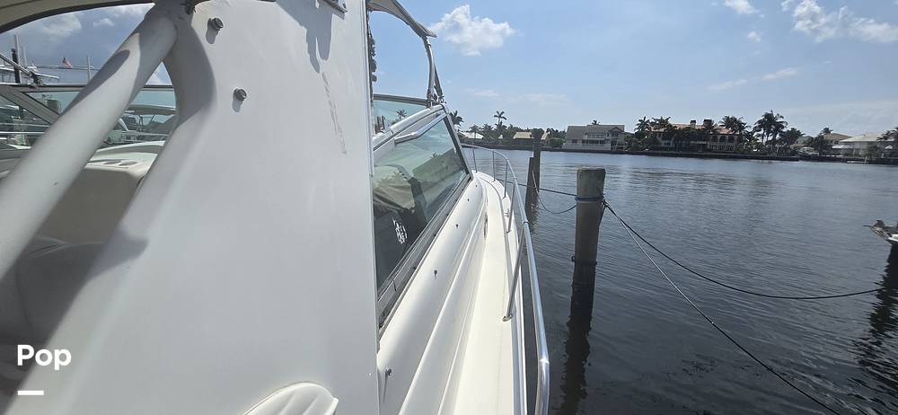 Slide: The Image of Sea Ray 330 Sundancer 1997 - 32