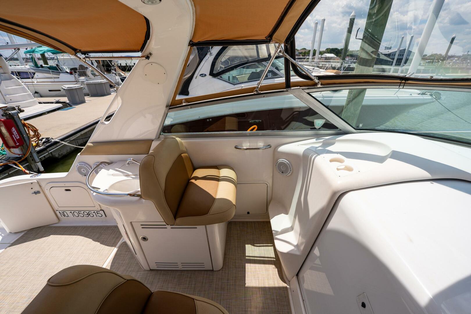 Slide: The Image of Sea Ray 330 Sundancer 1997 - 5301339