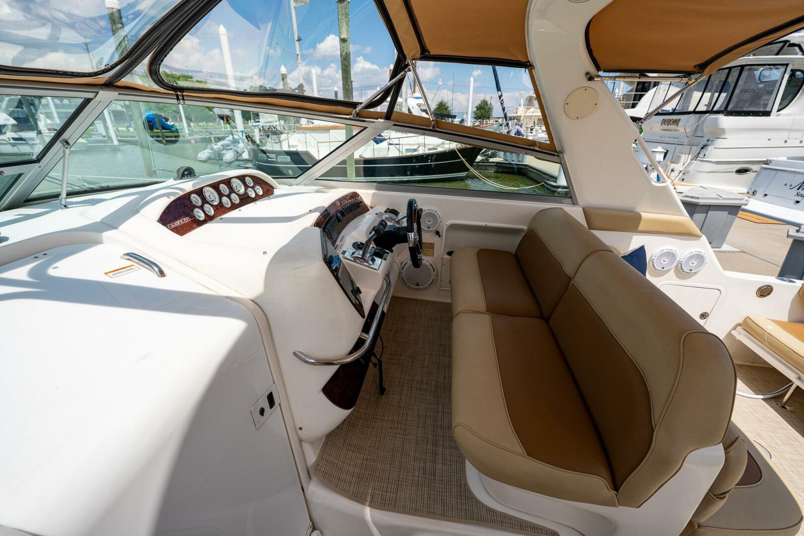 Slide: The Image of Sea Ray 330 Sundancer 1997 - 5301340