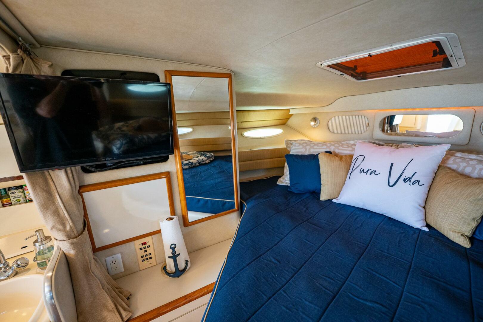 Slide: The Image of Sea Ray 330 Sundancer 1997 - 5301350