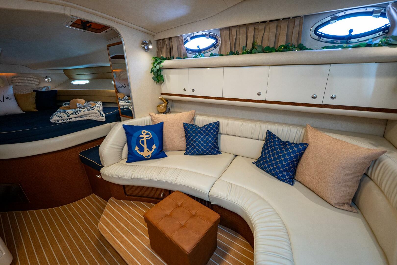 Slide: The Image of Sea Ray 330 Sundancer 1997 - 5301354