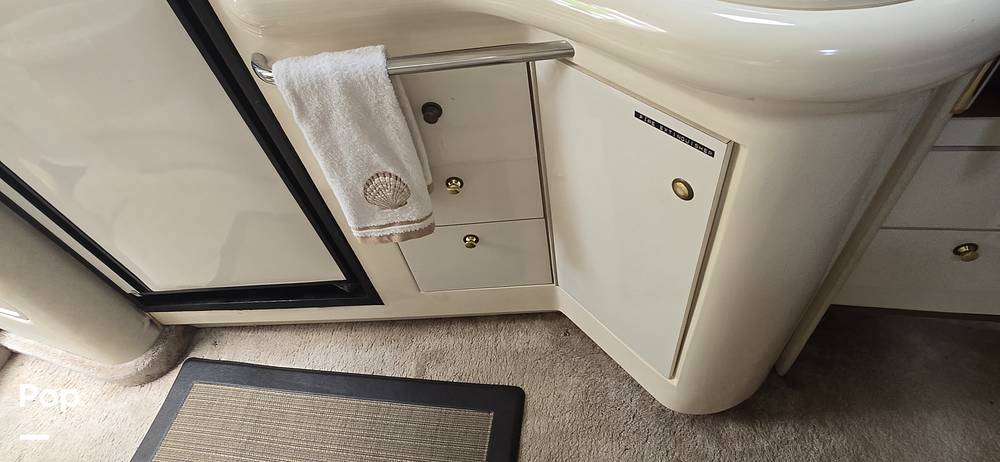 Slide: The Image of Sea Ray 330 Sundancer 1997 - 61