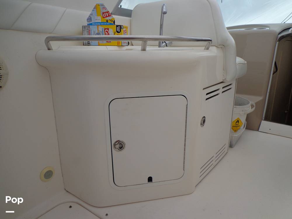 Slide: The Image of Sea Ray 330 Sundancer 1998 - 107