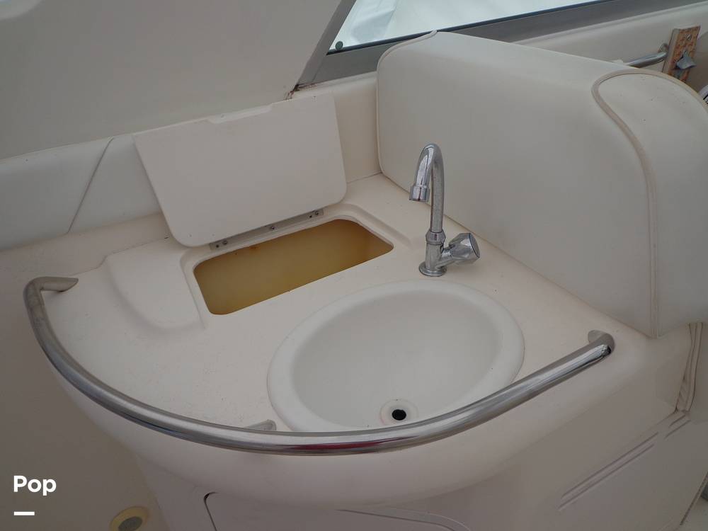 Slide: The Image of Sea Ray 330 Sundancer 1998 - 109