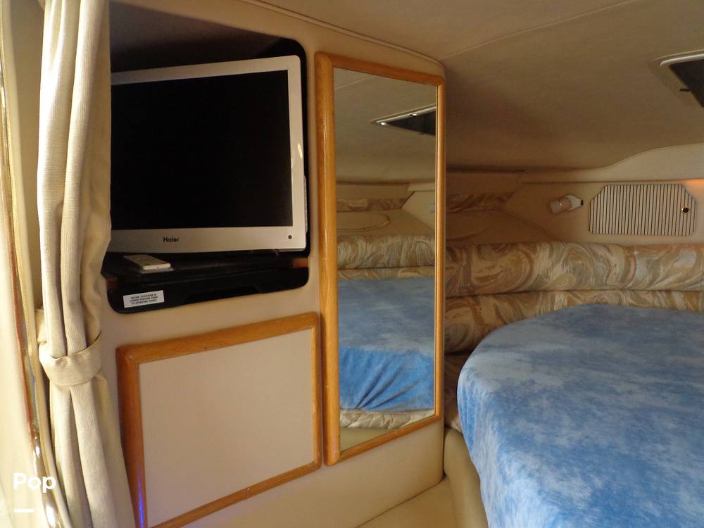 Slide: The Image of Sea Ray 330 Sundancer 1998 - 11