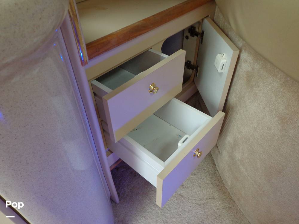Slide: The Image of Sea Ray 330 Sundancer 1998 - 14