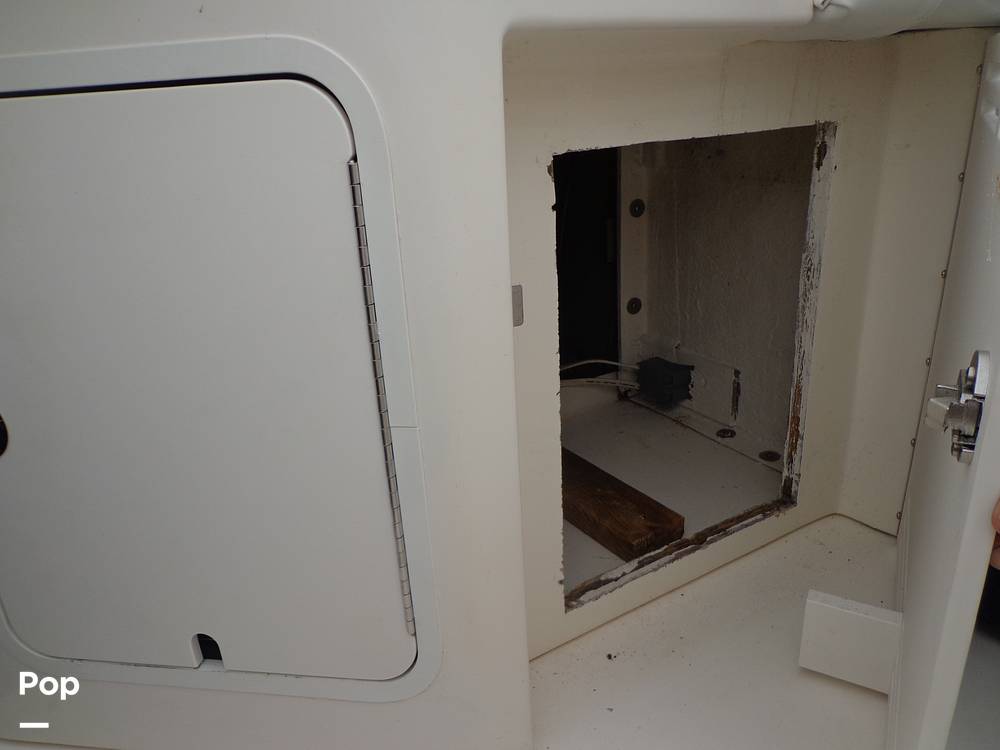 Slide: The Image of Sea Ray 330 Sundancer 1998 - 144