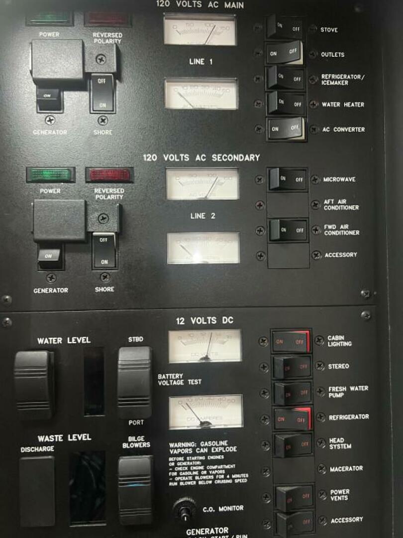 Slide: The Image of Sea Ray 330 Sundancer 1998 - 4790136