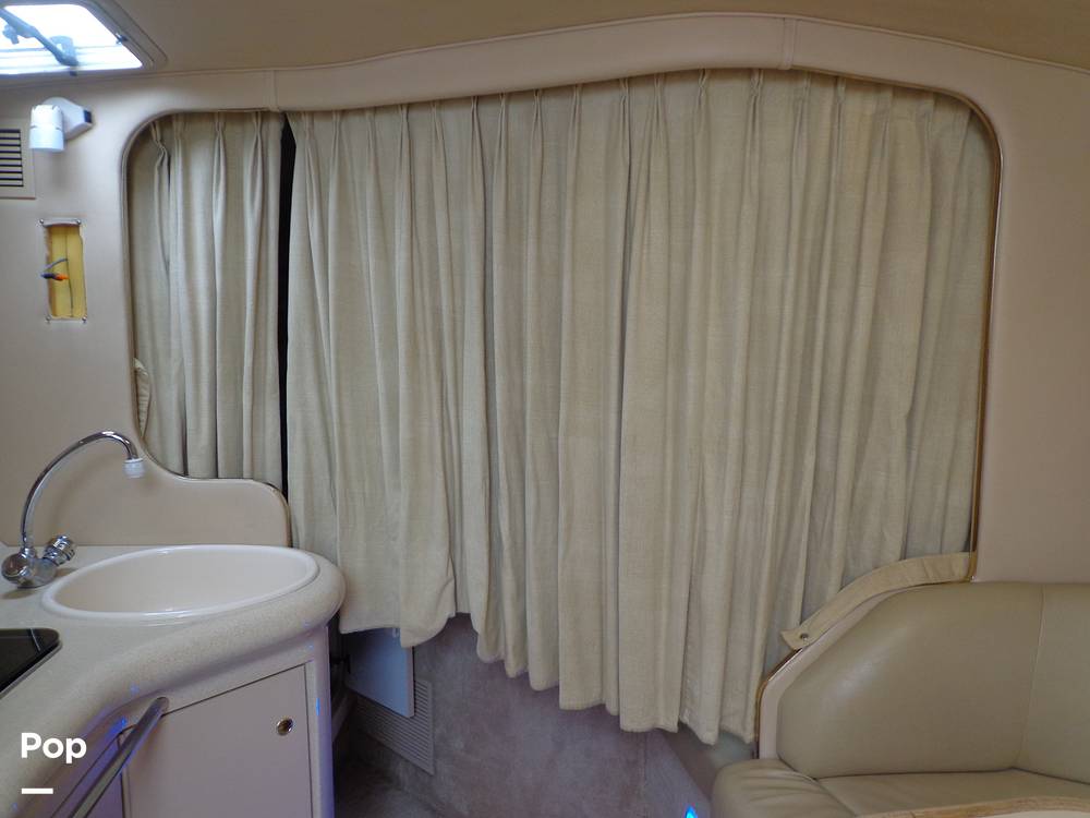 Slide: The Image of Sea Ray 330 Sundancer 1998 - 18